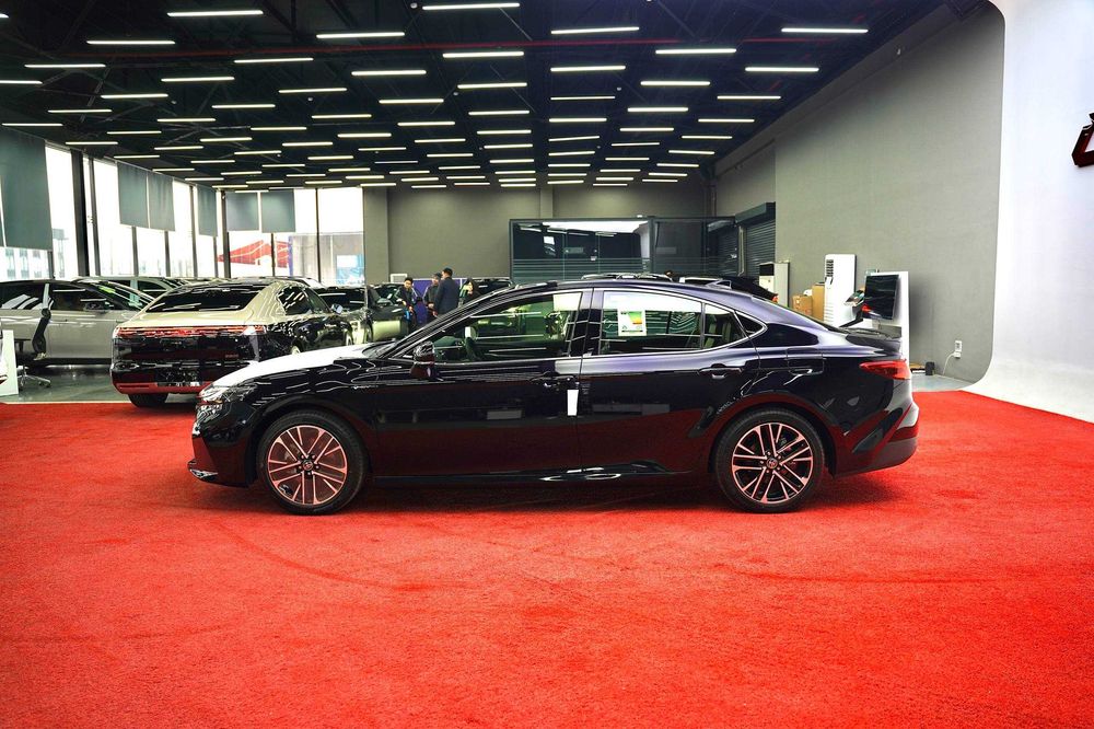 Toyota Camry (XV80) 2.5 Hybrid