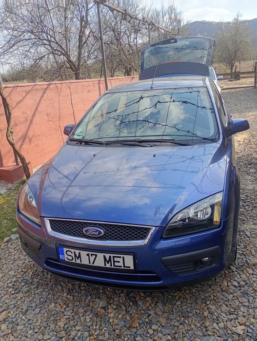 Vând Ford focus 2005 1.6 benzină preț negociabil