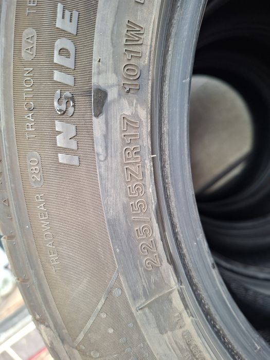 Продам Шины 225 55 R17