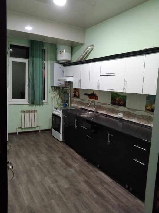 3 Хонали УЙ ижарага берилади Тозза уй!!