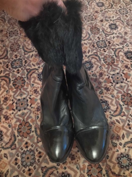 Ботуши Ecco, боти Bata и обувки за танци