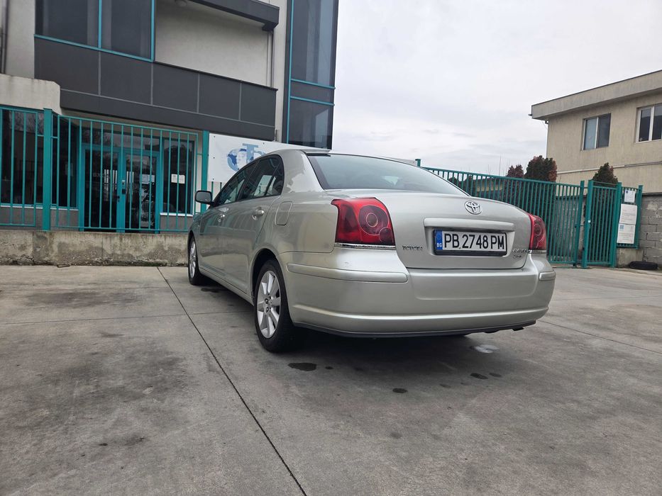 Продава Toyota Avensis