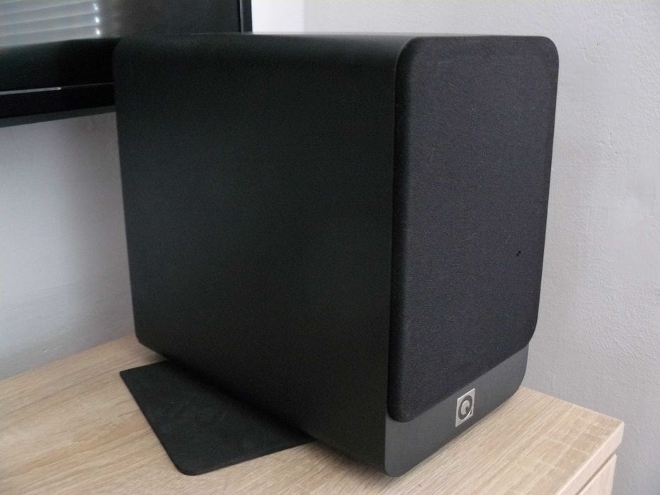Boxe pt muzica Q Acoustics 2020i