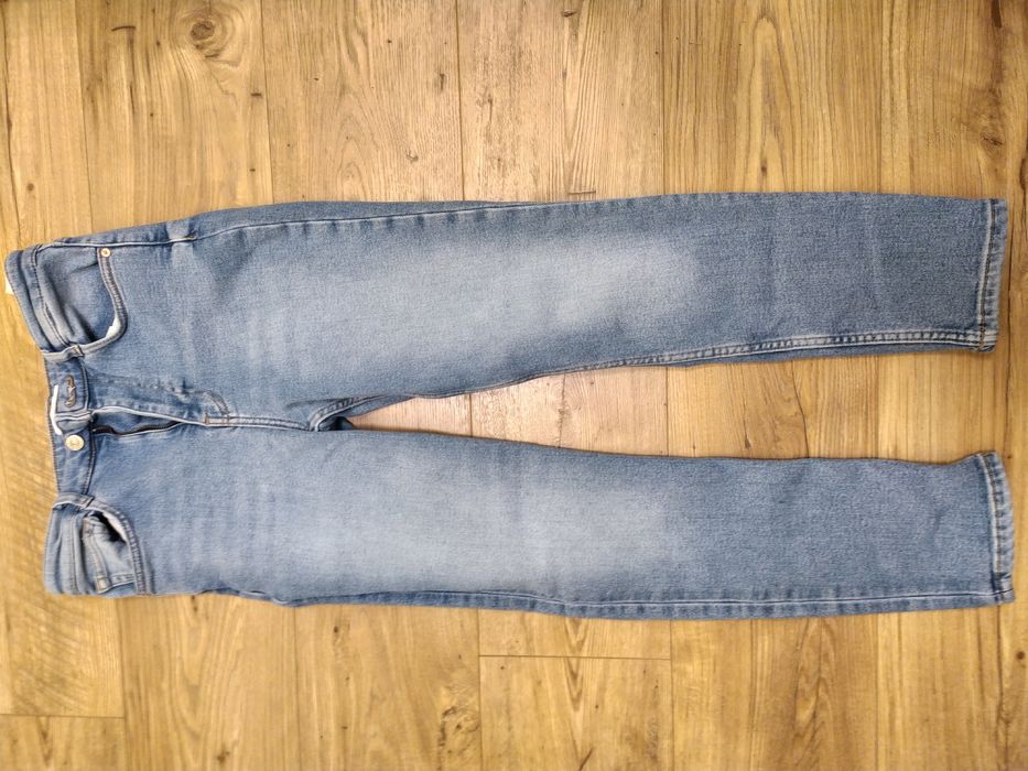 Дамски дънки Зара.