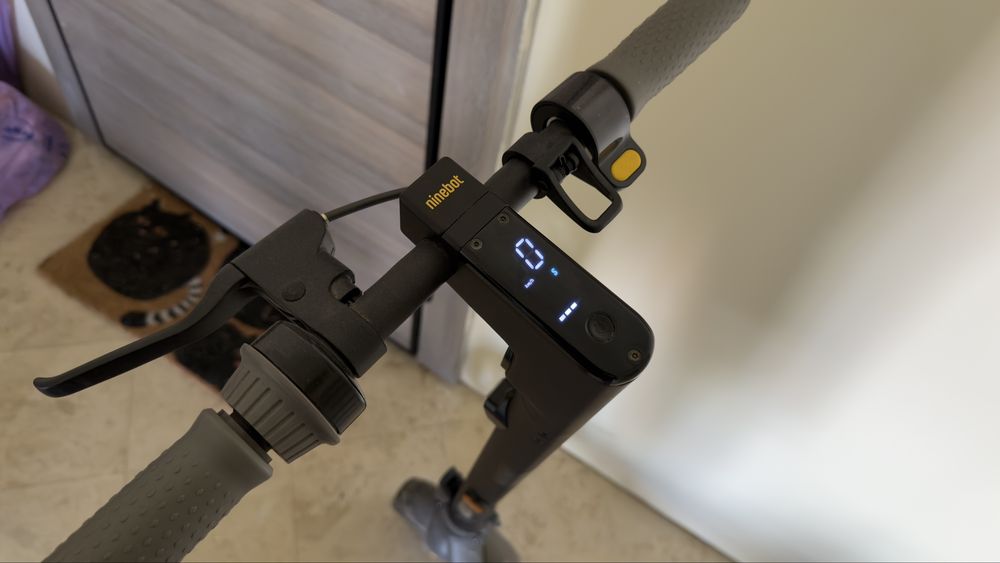Segway Ninebot KickScooter MAX G30 - само 515 км