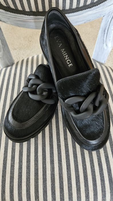 Eva Minge с естествен косъм