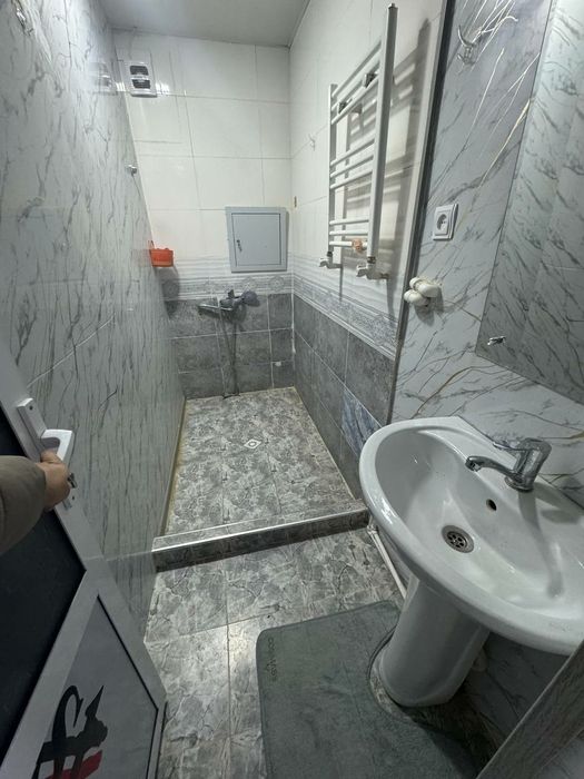 Qorasuv 1da,3 xona luks kvartira ijaraga beriladi