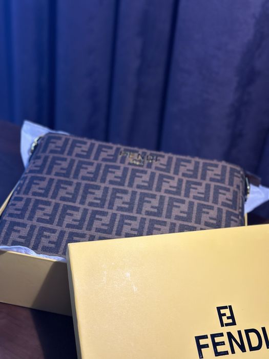 Продам Сумка от оригинальный бренд Fendi, Cofee.