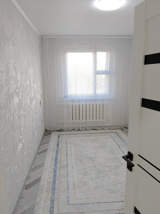 Продам 3 х комн., 6-48, 4 этаж.