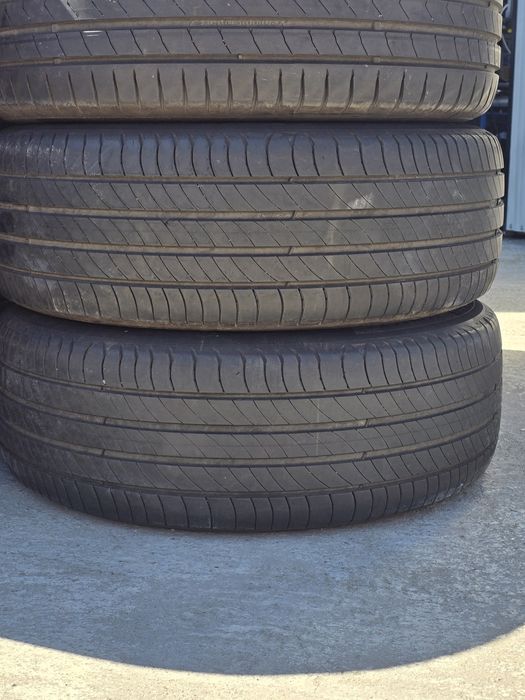 4 Броя 225/55/17 2xContinental 6,6mm 2xMichelin 5,2mm 2023dot