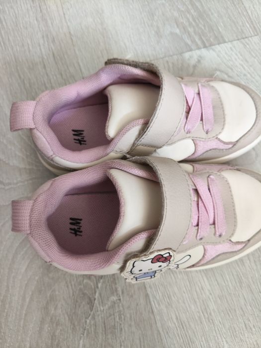 Adidasi Hello Kitty