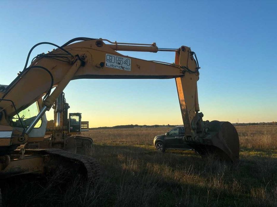 Dezmembrez excavator Liebherr R 954 Litronic-piese de schimb Liebherr