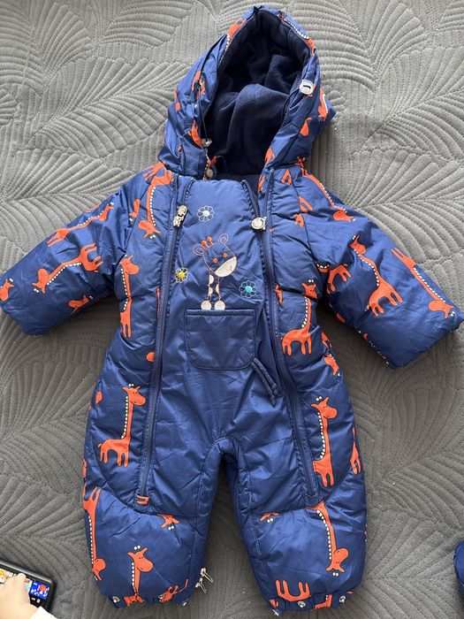 Отдам зимний комбинезон за фрукты