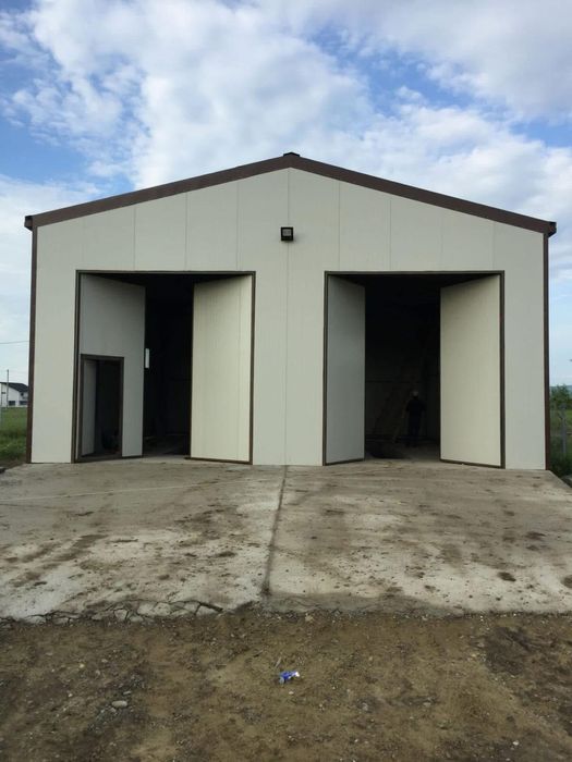 Hala metalica din panouri