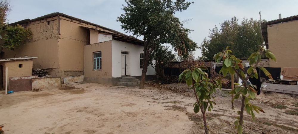 Уй сотилади 10 сотих Юнусобод Хасанбой. Продаётся дом