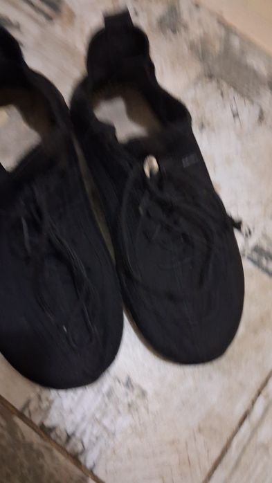 Кросовки 45  размер