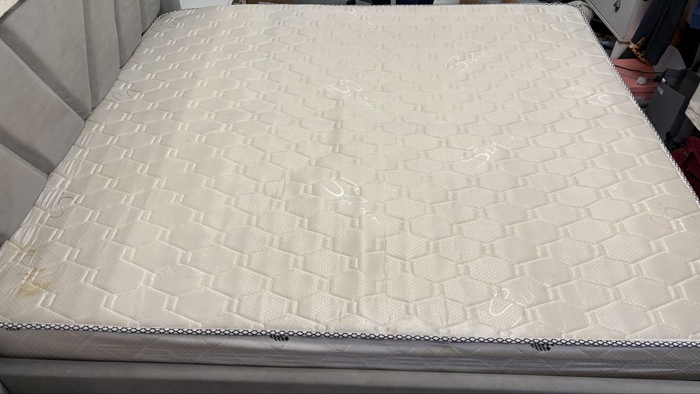 Срочно продается Матрас 2х1.80