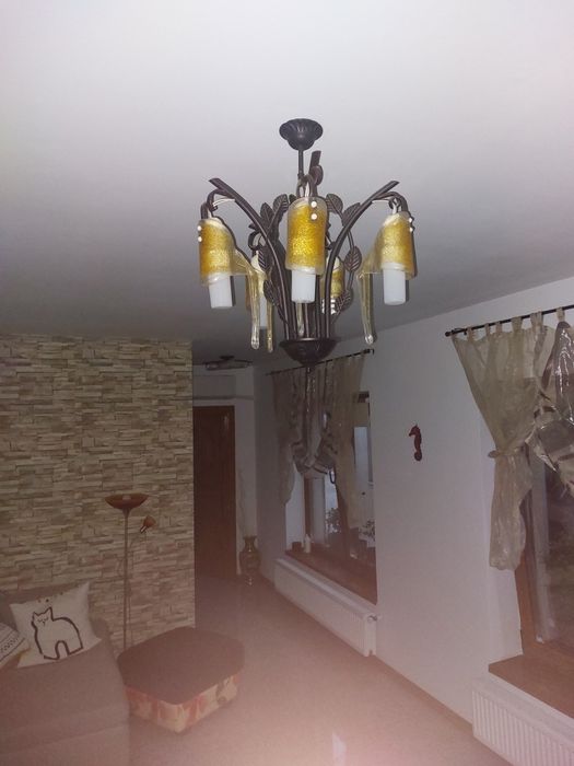 Lustră plafoniere deosebite