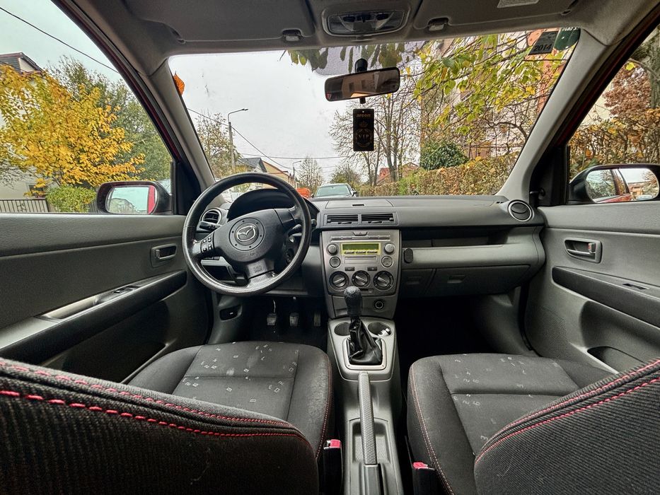 Vând Mazda 2 – 2003, 1.3 benzină, 126.000 km - 1100€