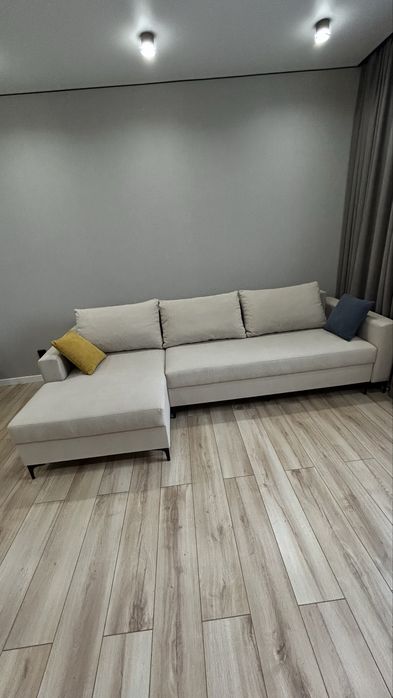 Продается диван угловой