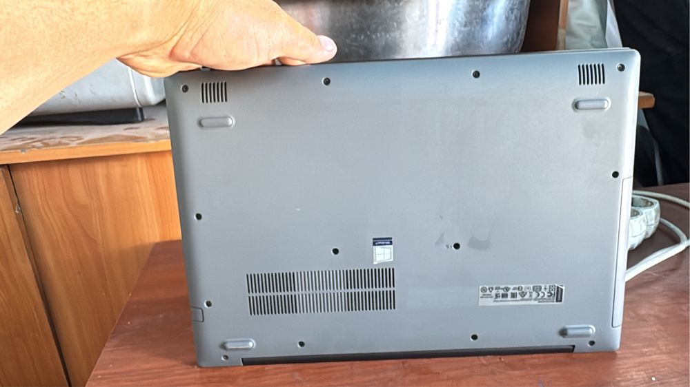 Lenovo IdeaPad 320
