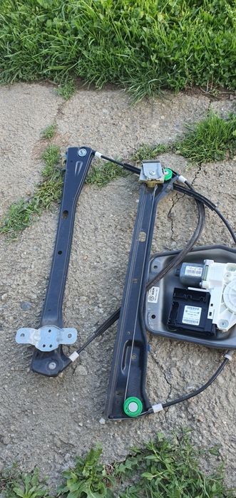 Macara + motoras fata stanga dreapta pt golf 5 golf 5 plus jetta