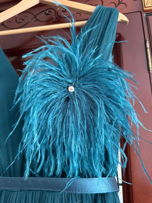 Rochie deosebita, rochie de nașă, soacră, accesoriu fulgi