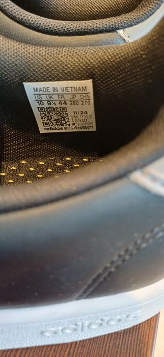 Маратонки Adidas 44 номер