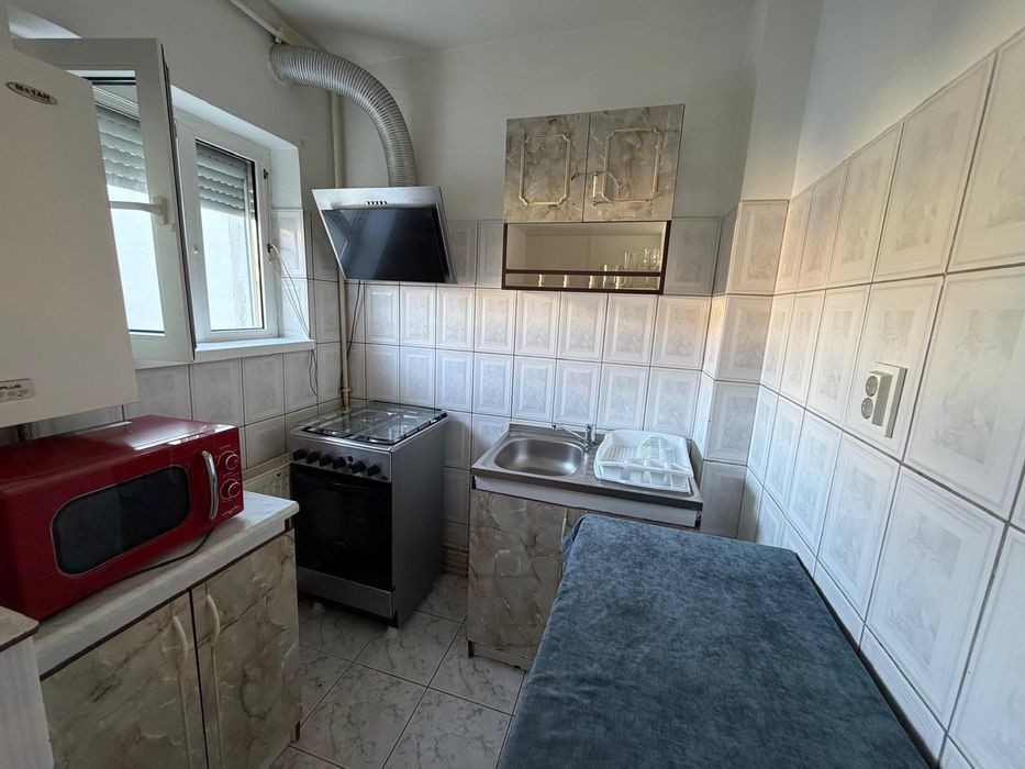 Garsoniera de închiriat