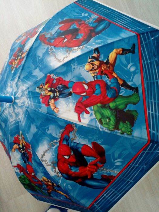 Детски чадъри с герой