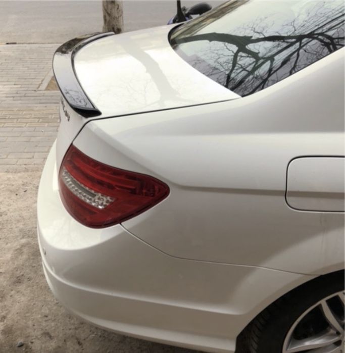Спойлер mercedes W204 AMG style