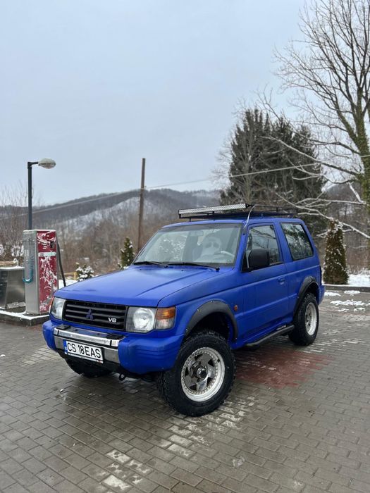 MITSUBISHI Pajero 1995 — imagine 3
