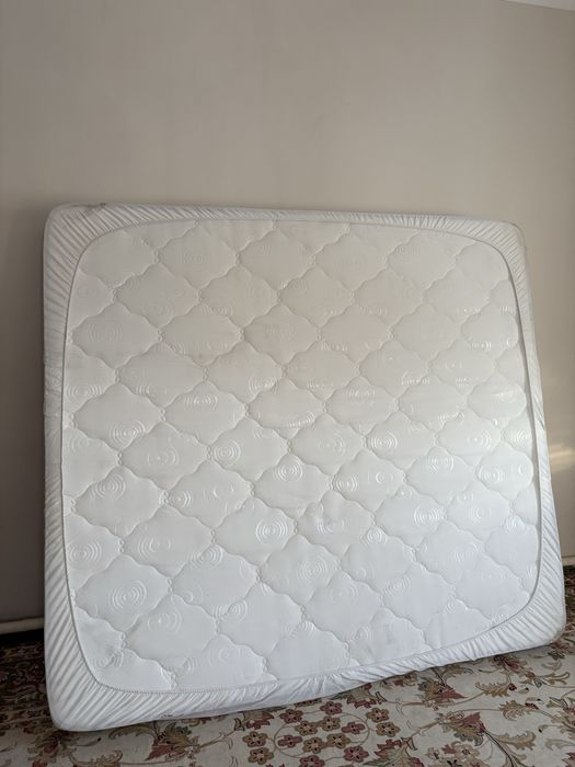 Матрас         М