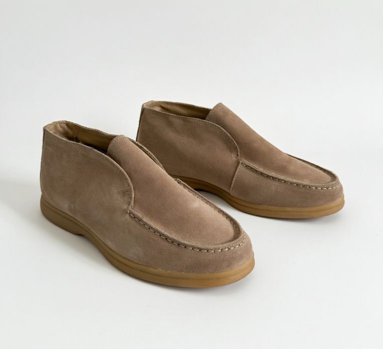 Обувь и одежда. Листайте фото