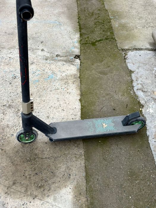 Самокат в отличном состоянии