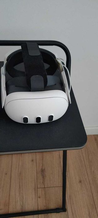 Vand VR Meta Quest 3 128GB + extra baterie 8000 mA