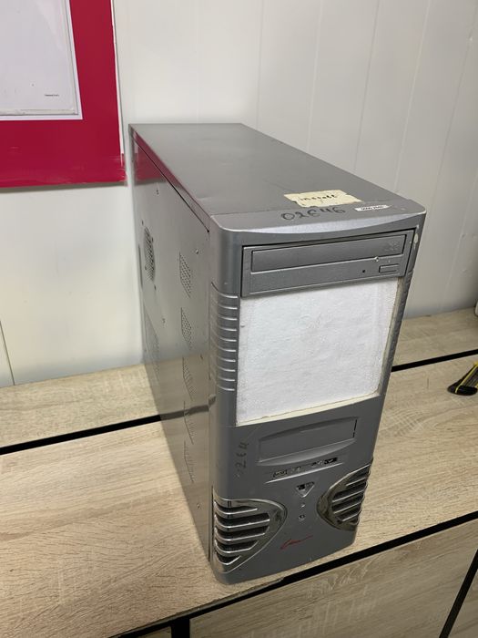 Монитор, системный блок, принтер, коммутатор