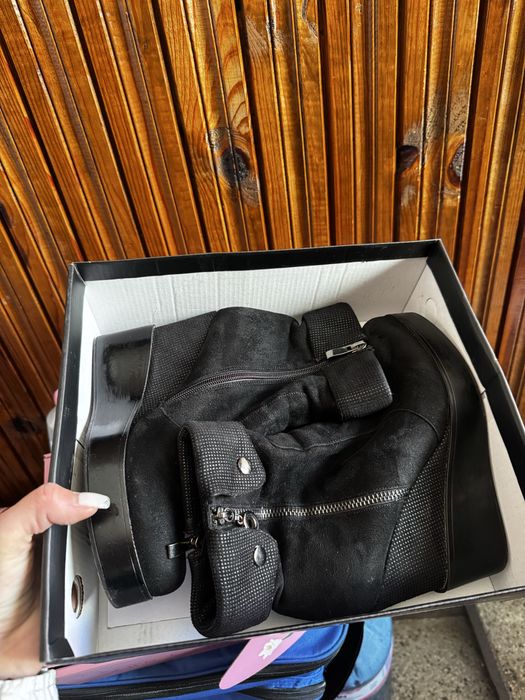 Черни боти платформа