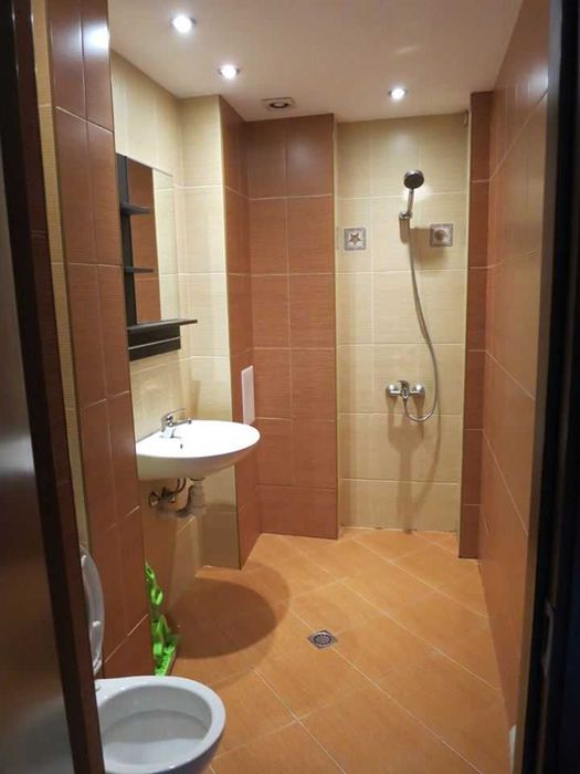 Дава се под наем Двустаен апартамент в София, Център - 71 кв.м за 373.83 € - Снимка #1