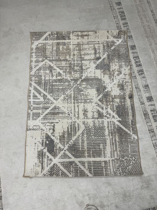 Продам Ковры и дорожку