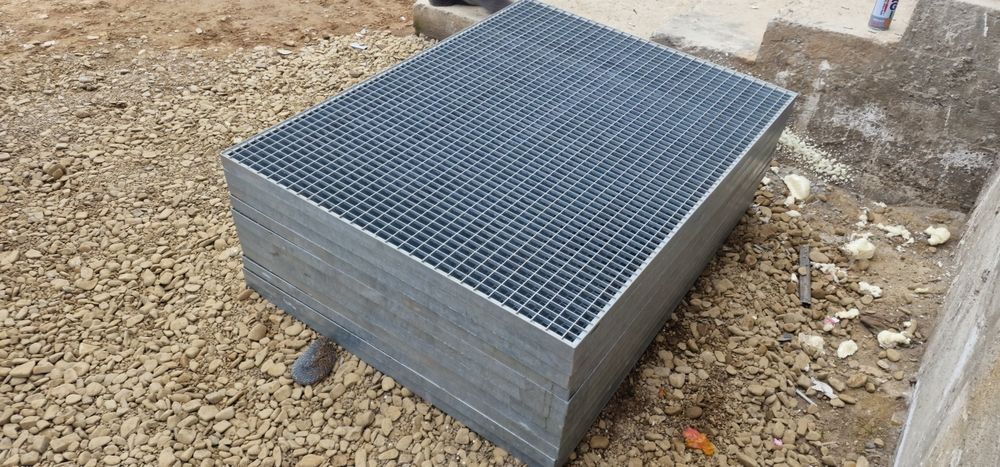 Grilaje zincate galvanizate