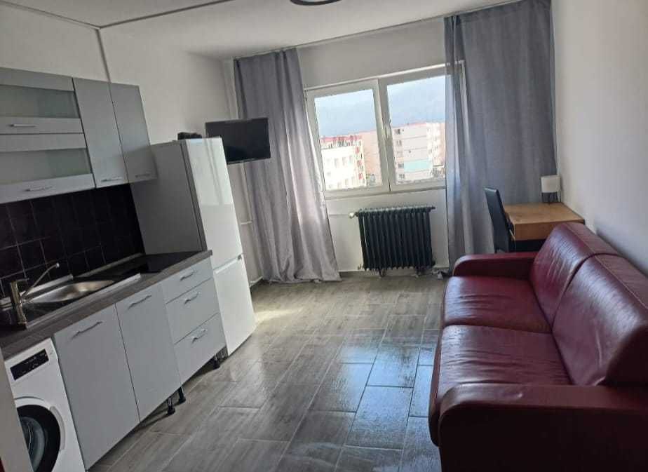 Garsoniera de vanzare - Brasov cartier  Noua strada Prunului