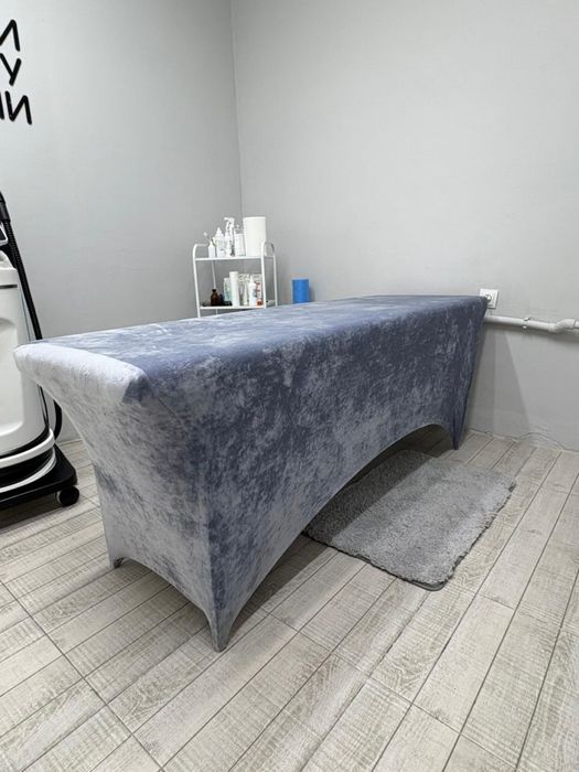 Продам кушетку в отличном состояним