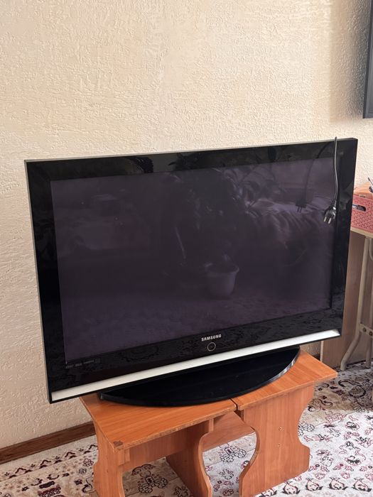 Телевизор Samsung PS-42Q7 HR