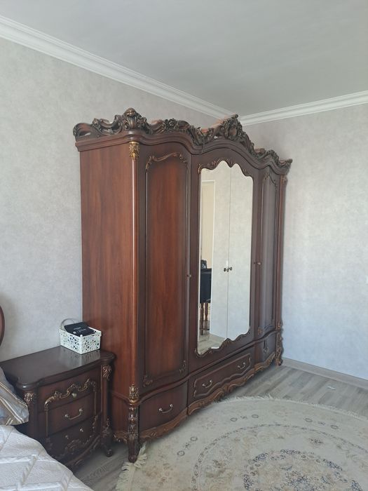 Спальный гарнитур