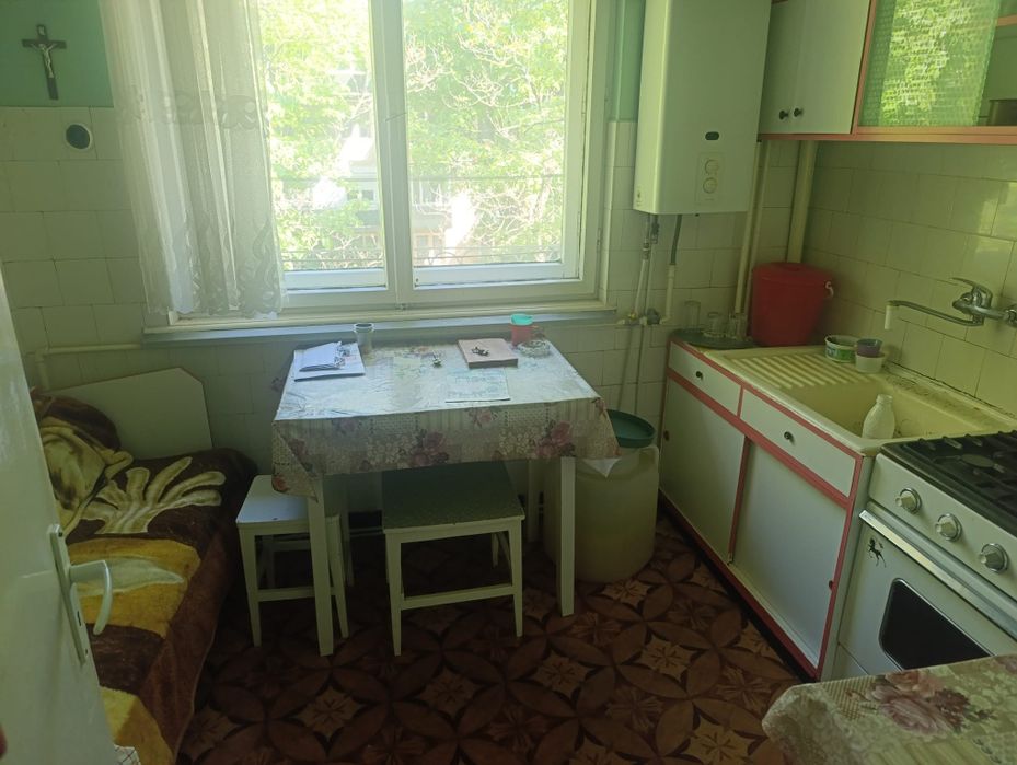 Vând apartament cu 2 camere