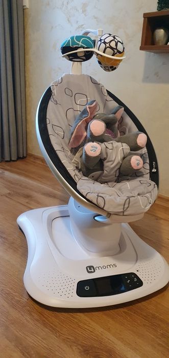 Електрическа бебешка люлка MamaRoo 4.0