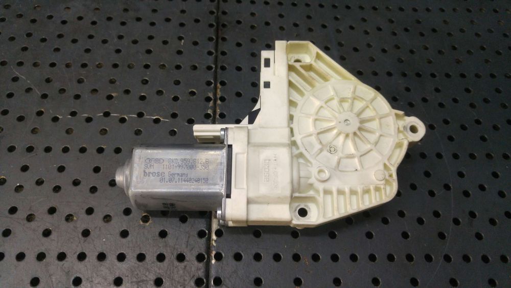 Motoras macara dreapta spate audi a6 c6 4f 997006350 7746027535 8k0959812b 1101997000350