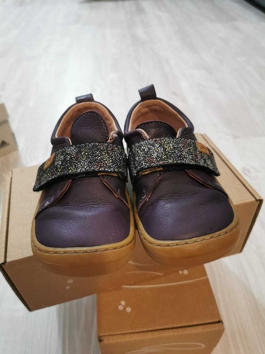 Vând încălțări barefoot