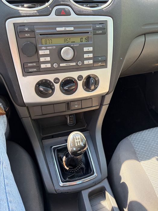 Ford Focus ,1.6 benzină,2007